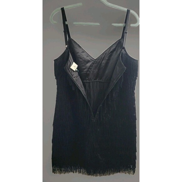 NEW Tuckernuck Black Fringe Bristol Dress Size Medium Cocktail Jazz Holiday $198 - Picture 9 of 11